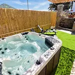 Louros House Apartamento
