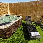 Louros House Apartamento Marmara