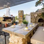 Louros House Apartamento *