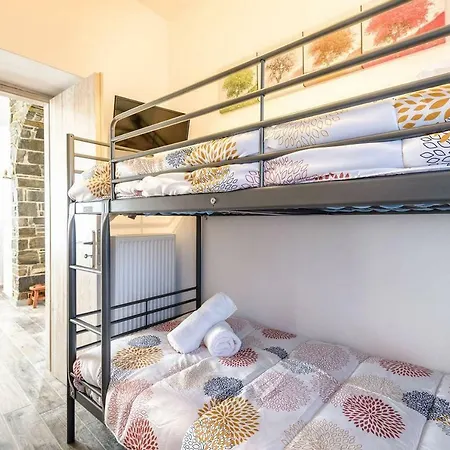 アパート Louros House *