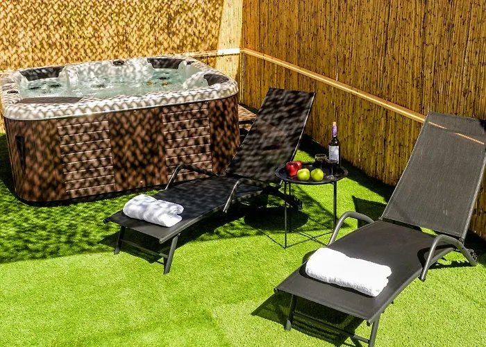 Апартаменты Louros House Marmara