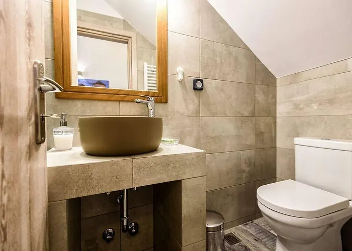 Апартаменты Louros House Marmara