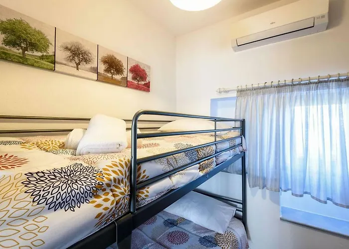 Louros House Apartment