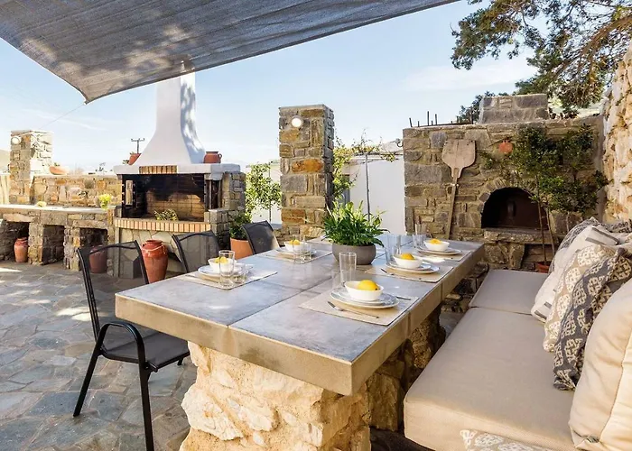 Louros House Apartment *