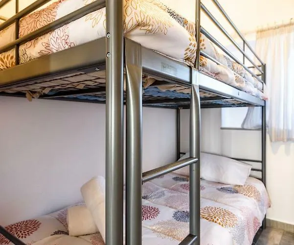 Louros House Апартаменты Marmara