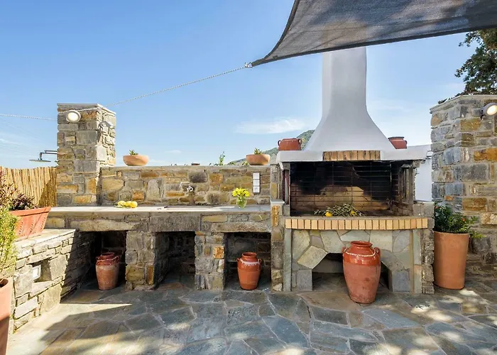 Louros House Apartman *